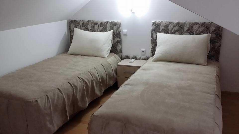 Apartments Secer Sokak Surčin Cameră foto